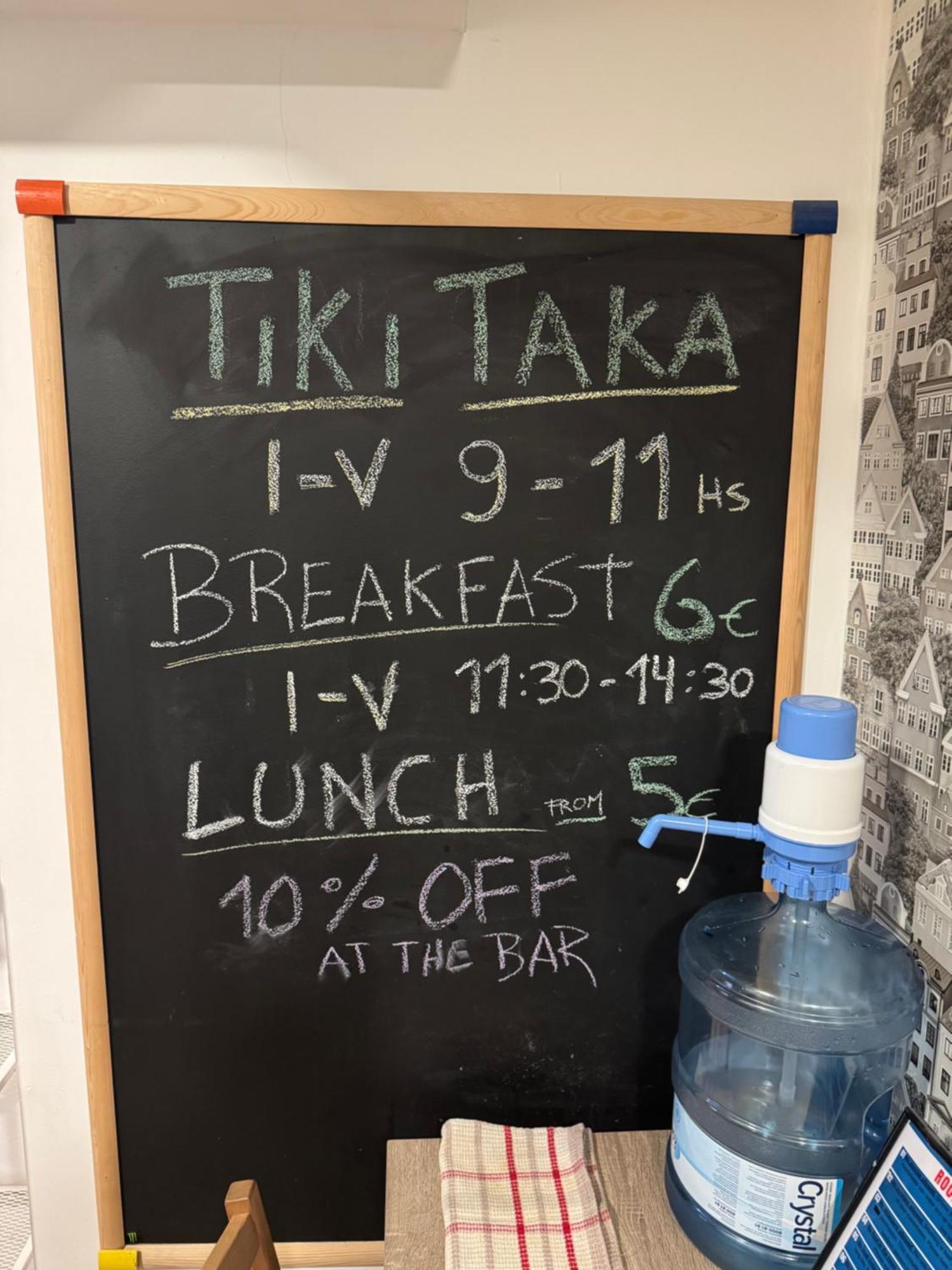 Tiki Taka Hostel & Pub 빌뉴스 외부 사진