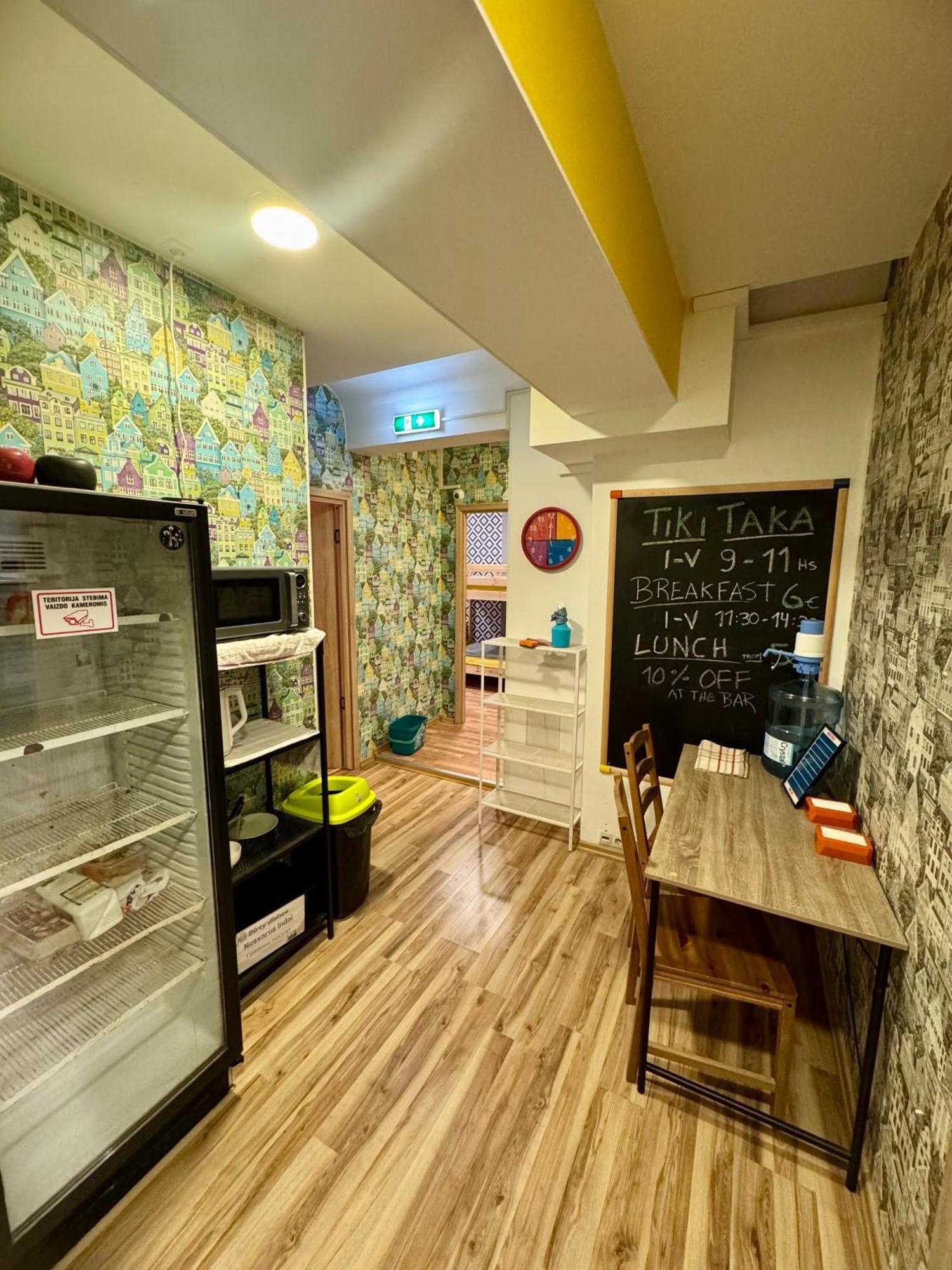 Tiki Taka Hostel & Pub 빌뉴스 외부 사진